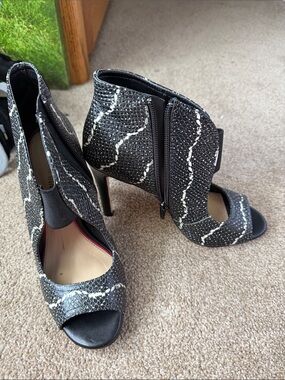 Gianni Bini Black Snake-Print Peep-Toe Stiletto Booties with White Veining